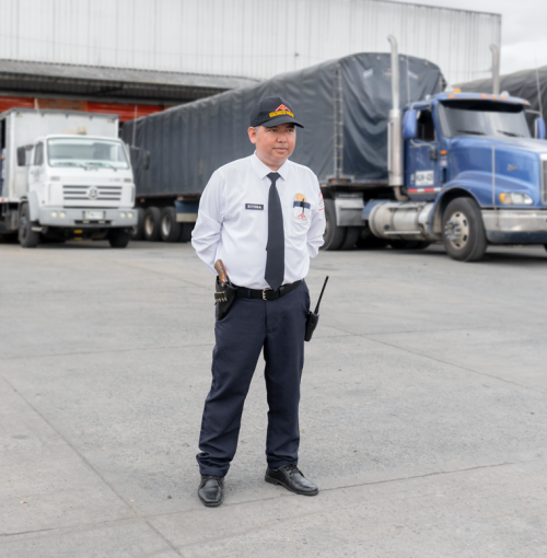 guarda-de-seguridad-andina-seguridad-vigilancia-empresa-cali-bohota-medellin